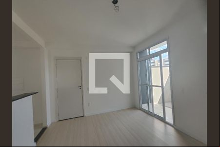 Sala de apartamento à venda com 3 quartos, 80m² em Colonial, Contagem