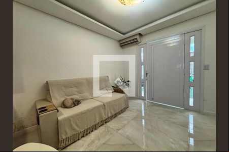 Sala de casa à venda com 2 quartos, 118m² em Santos Dumont, São Leopoldo