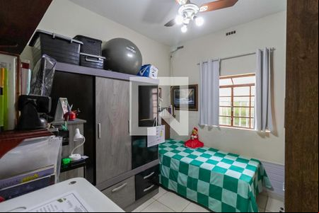 Quarto 2 de casa à venda com 3 quartos, 160m² em Industrial, Contagem