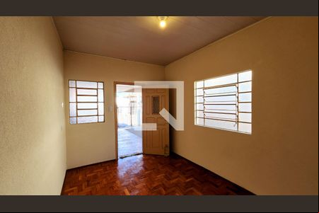 Sala de casa para alugar com 2 quartos, 136m² em Vila Vianelo, Jundiaí