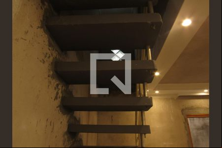 Sala de casa à venda com 4 quartos, 121m² em Bandeiras, Osasco