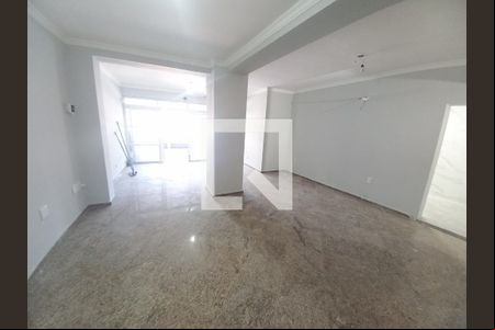 Sala de casa para alugar com 3 quartos, 180m² em Parque Sao Vicente, São Vicente