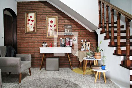 Sala de casa à venda com 3 quartos, 250m² em Jardim Santa Cecilia, Guarulhos