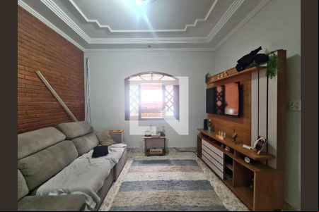 Sala de casa à venda com 3 quartos, 250m² em Jardim Santa Cecilia, Guarulhos