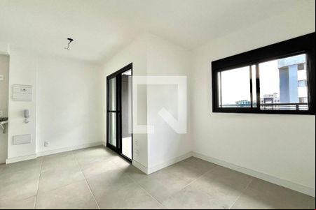 Sala/Quarto de kitnet/studio à venda com 1 quarto, 28m² em Chácara Inglesa, São Paulo