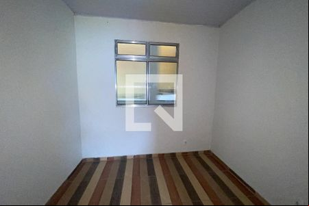 Quarto de casa para alugar com 1 quarto, 45m² em Jardim Olavo Bilac, Duque de Caxias