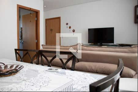 Sala de apartamento à venda com 3 quartos, 72m² em Ana Lúcia, Belo Horizonte