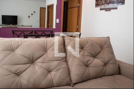 Sala de apartamento à venda com 3 quartos, 72m² em Ana Lúcia, Belo Horizonte
