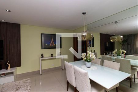 Sala de casa para alugar com 3 quartos, 330m² em Jardim Santa Mena, Guarulhos