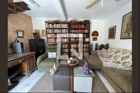 Sala 2 de casa para alugar com 5 quartos, 250m² em Butantã, São Paulo