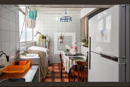 Cozinha e Área de Serviço de apartamento para alugar com 1 quarto, 50m² em Centro, Belo Horizonte