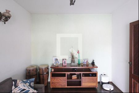 Sala de casa para alugar com 4 quartos, 246m² em Santa Amelia, Belo Horizonte