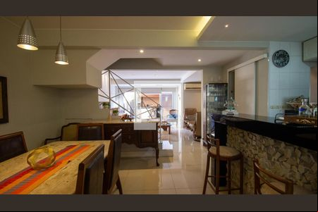 Sala de Jantar de casa para alugar com 3 quartos, 140m² em Vargem Pequena, Rio de Janeiro