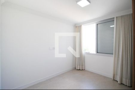Quarto 1 de apartamento à venda com 3 quartos, 86m² em Moema, São Paulo