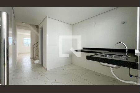 Casa à venda com 2 quartos, 80m² em Santa Branca, Belo Horizonte