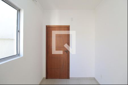 Sala de apartamento para alugar com 2 quartos, 44m² em Jaqueline, Belo Horizonte