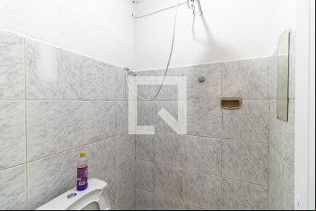 Banheiro de casa para alugar com 1 quarto, 20m² em Vila Gumercindo, São Paulo