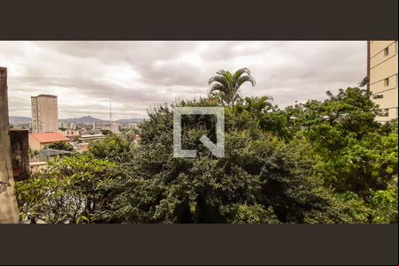 Vista da Sala de Jantar de casa para alugar com 4 quartos, 500m² em Pestana, Osasco