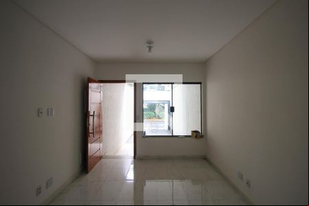 Sala de casa à venda com 3 quartos, 110m² em Jardim Avelino, São Paulo