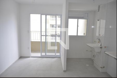Sala de apartamento para alugar com 2 quartos, 58m² em Del Castilho, Rio de Janeiro