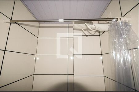 Banheiro de kitnet/studio para alugar com 1 quarto, 12m² em São Cristóvão, Rio de Janeiro
