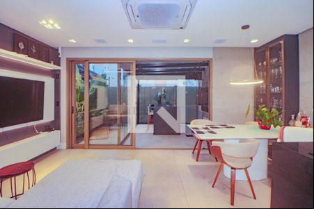 Sala de casa de condomínio à venda com 3 quartos, 184m² em Jardim Itu, Porto Alegre