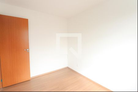 Quarto 2 de apartamento para alugar com 2 quartos, 44m² em Colubandê, São Gonçalo