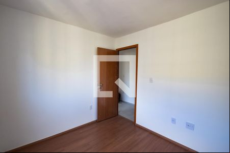 Quarto 1 de apartamento para alugar com 2 quartos, 37m² em Del Castilho, Rio de Janeiro