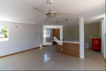 Sala e Cozinha de apartamento para alugar com 2 quartos, 140m² em Piratininga, Niterói