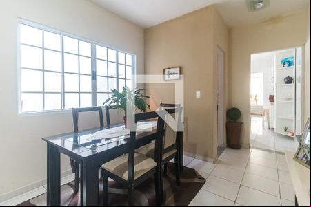 Sala de Jantar de casa para alugar com 2 quartos, 123m² em Jardim São Pedro, Mogi das Cruzes