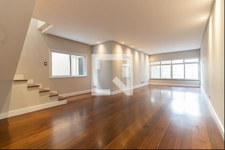 Sala de casa à venda com 4 quartos, 236m² em São João Climaco, São Paulo