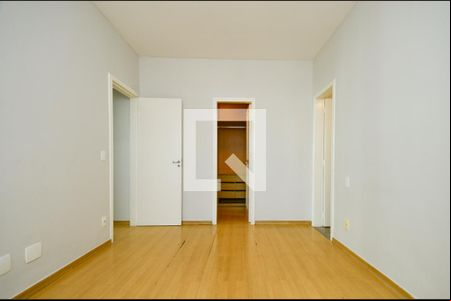 Suíte de apartamento para alugar com 3 quartos, 100m² em Lourdes, Belo Horizonte