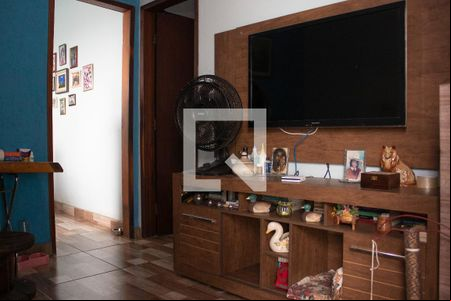 Sala de casa à venda com 2 quartos, 305m² em Renascença, Belo Horizonte