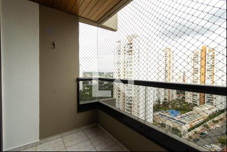 Varanda - Sala de apartamento para alugar com 4 quartos, 190m² em Taquaral, Campinas