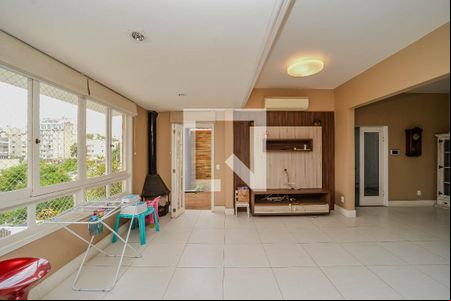 Sala de casa à venda com 3 quartos, 392m² em Higienópolis, Porto Alegre