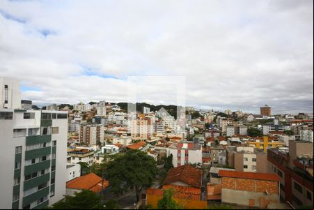 Vista Sala de apartamento à venda com 2 quartos, 50m² em Padre Eustáquio, Belo Horizonte