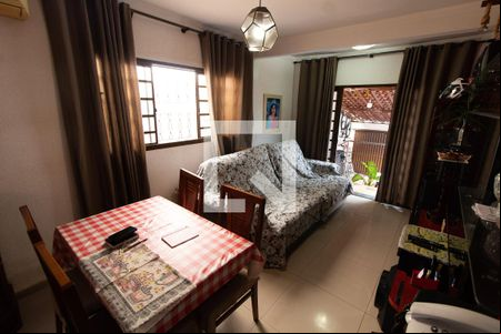 Sala de casa à venda com 2 quartos, 130m² em Jardim Santana, Campinas