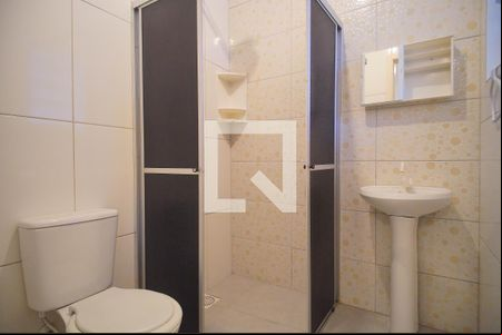 Banheiro de kitnet/studio para alugar com 1 quarto, 25m² em Vila Nova, Novo Hamburgo