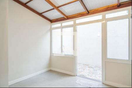 Sala de apartamento para alugar com 1 quarto, 70m² em Azenha, Porto Alegre