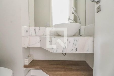 Lavabo de apartamento para alugar com 3 quartos, 84m² em Jardim Europa, Porto Alegre