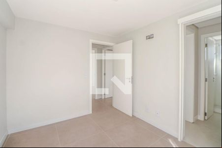 Suíte Americana 1 de apartamento para alugar com 3 quartos, 84m² em Jardim Europa, Porto Alegre