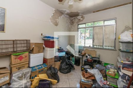 Casa frente - Quarto 2 de casa para alugar com 5 quartos, 300m² em Brás de Pina, Rio de Janeiro