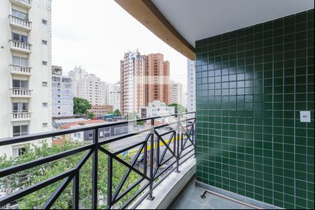 Varanda de apartamento para alugar com 3 quartos, 110m² em Indianópolis, São Paulo