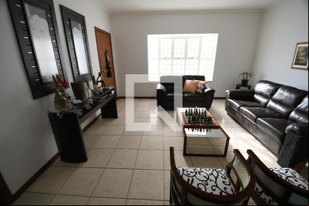 Sala de casa de condomínio à venda com 3 quartos, 300m² em Parque das Flores, Campinas