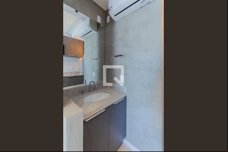 Banheiro - Pia de casa para alugar com 1 quarto, 19m² em Liberdade, São Paulo