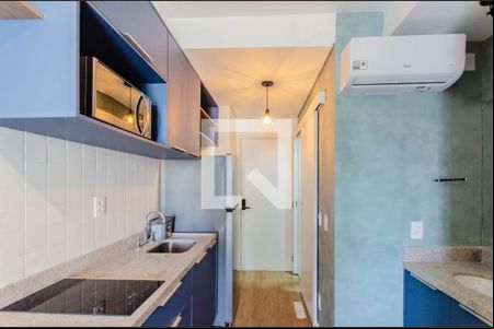 Cozinha de casa para alugar com 1 quarto, 20m² em Liberdade, São Paulo