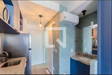 Cozinha de casa para alugar com 1 quarto, 20m² em Liberdade, São Paulo