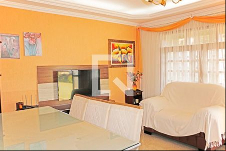 Sala de casa de condomínio para alugar com 3 quartos, 320m² em Roncaglia, Valinhos