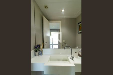 Lavabo de apartamento para alugar com 3 quartos, 137m² em Loteamento Alphaville Campinas, Campinas
