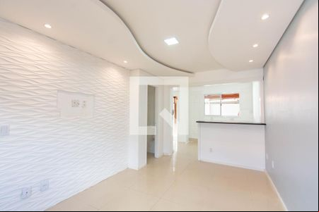 Sala de casa de condomínio à venda com 2 quartos, 86m² em Igara, Canoas